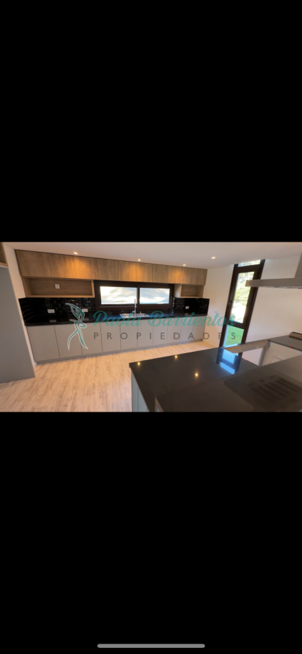 Vendo Casa a Estrenar en Pinamar zona Alamos II tres carabelas y bvlrd Alamos 