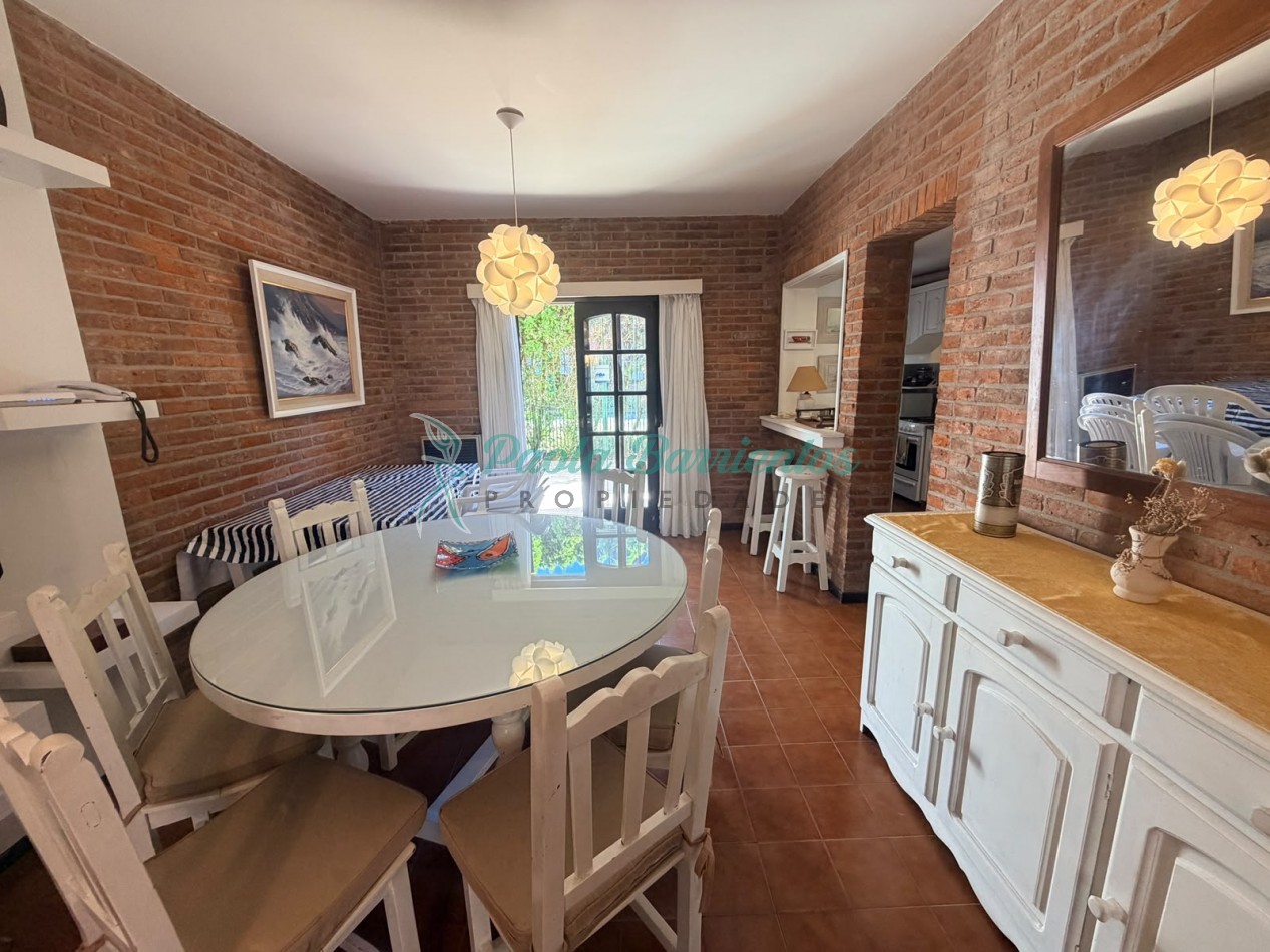 Vendo Duplex Pinamar calle Cazon 899