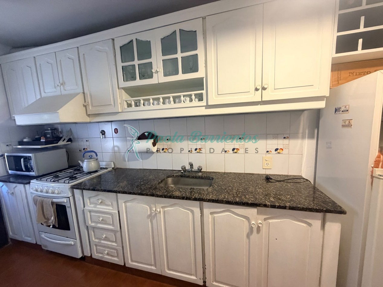 Vendo Duplex Pinamar calle Cazon 899
