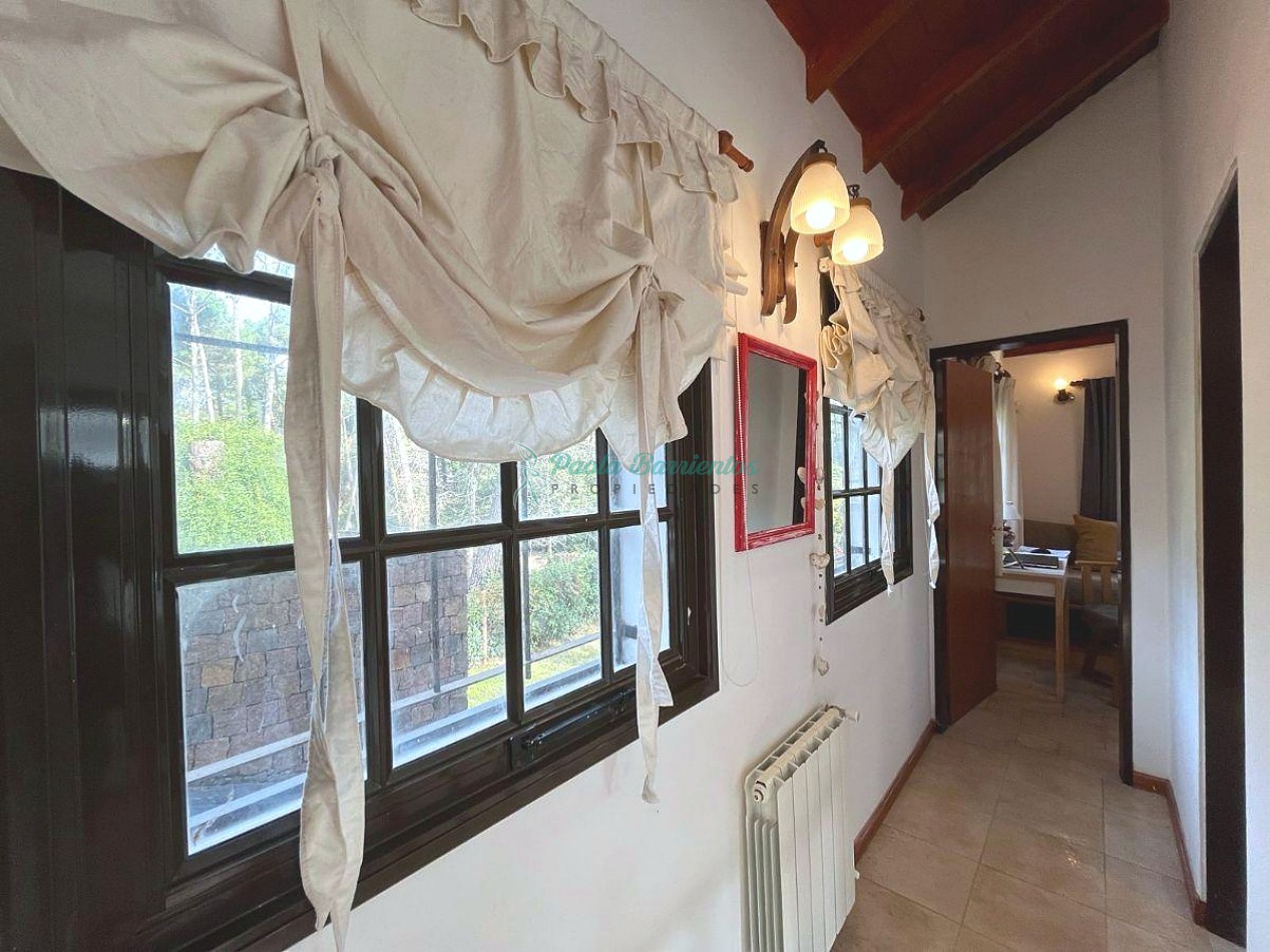 Vendo casa en Carilo Urraca 1356