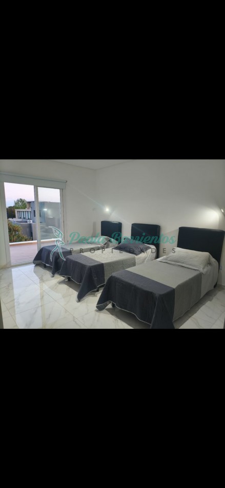 Alquilo casa en Costa Esmeralda Ecuestre 412 