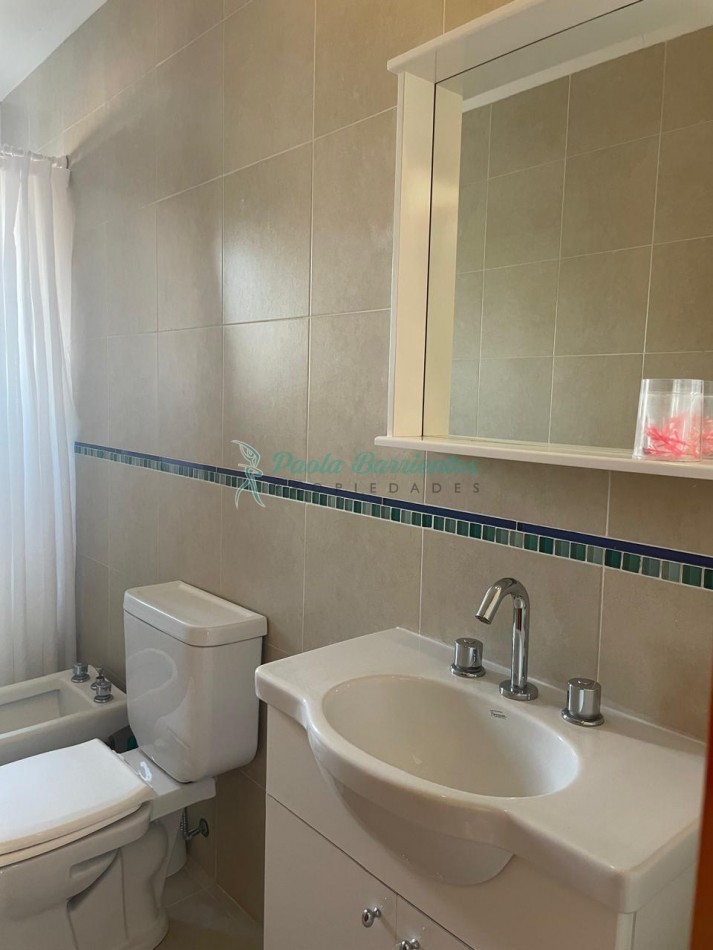 Alquilo casa en ostende Loria  y Victor Hugo