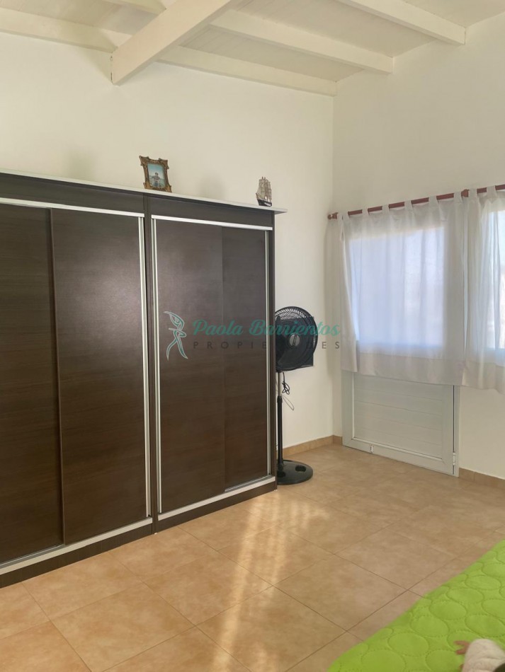 Alquilo casa en ostende Loria  y Victor Hugo