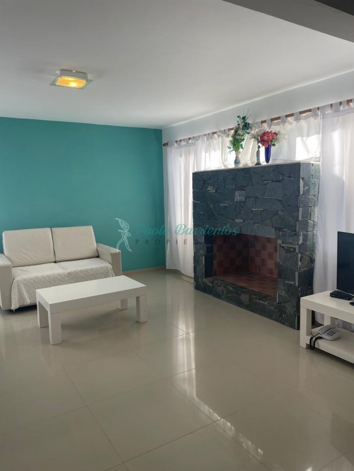 Alquilo casa en ostende Loria  y Victor Hugo