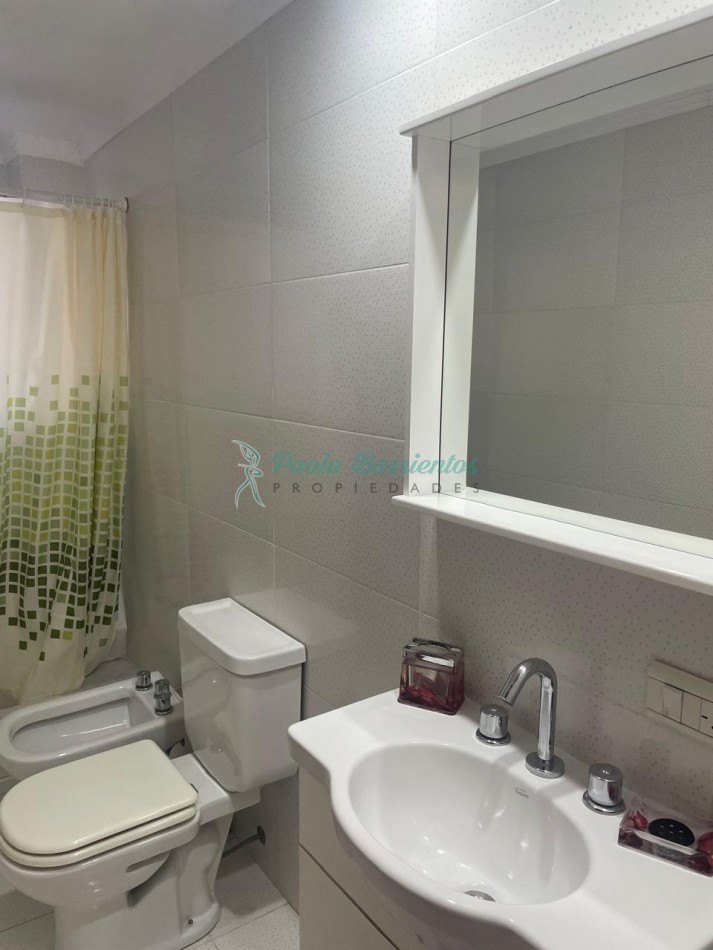 Alquilo casa en ostende Loria  y Victor Hugo