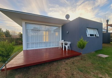 Alquilo casa en Ostende calle Loria y dakar 