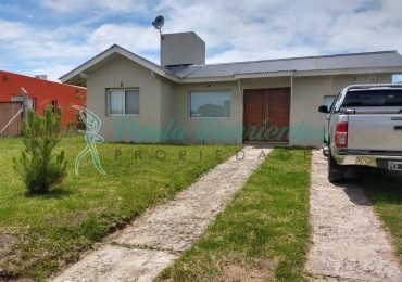 Alquilo casa en barrio Nayades Ateneas 1367 Pinamar