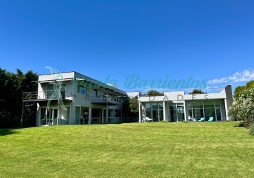 Vendo casa en Pinamar Norte Av Odisea y del Buen Orden