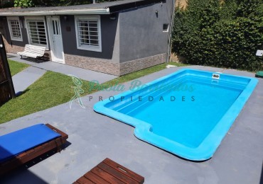 alquilo departamento para jovenes con pileta 