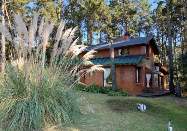 vendo casa en Mar de las Pampas con doble entrada -la terraza 