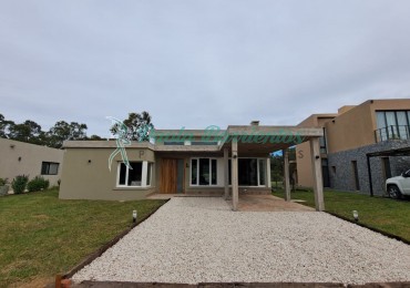 Vendo casa en Costa Esmeralda Golf 2 lote 597