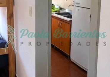 Alquilo departamento para jovenes a mts del mar en Pinamar 