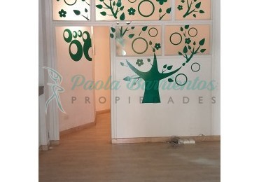 vendo local en Pinamar calle constitucion 555